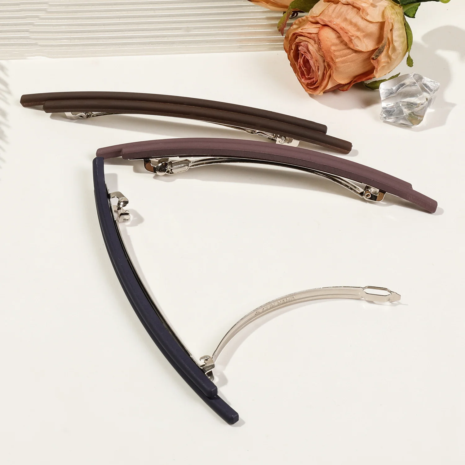 Matte Large Spring Hair Clip Claw Barrettes Elegant Hairpins Korean Ponytail Women Girls Hair Styling Fashion Hair Accessories