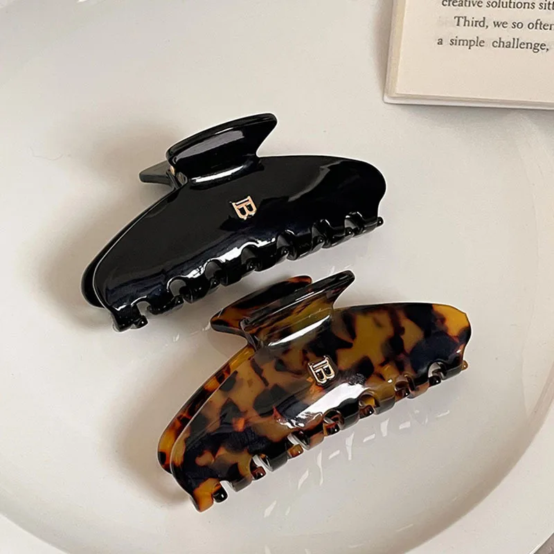 2025 Letter Hairclaws 9CM Shark Clip High Ponytail Hair Grab Clip Headwear Women's Fashion Barrettes Hair Accessories New