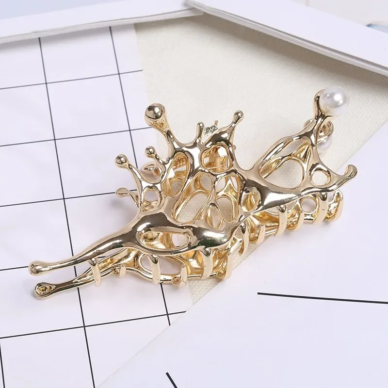 Y2k Geometric Claw Clips Women Large Metal Silver Color Korean Fashion Shark Hair Clips Grab Clamps Girls Hair Accessories