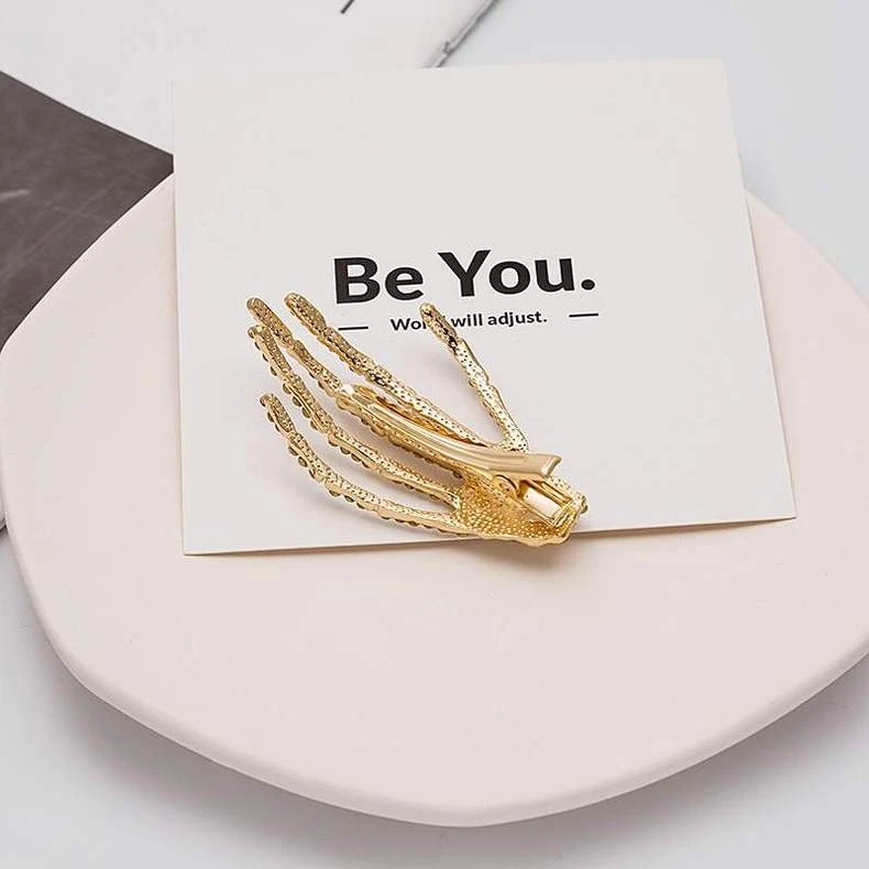 2PC Fashion Alloy Crystal Skeleton Hand Hairpin Hair Side Clips for Women Girls Nightclub Hair Accessories Tool