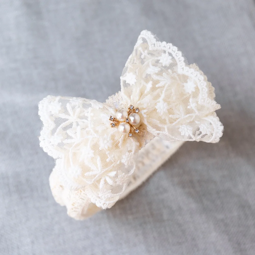 Cute Lace Embroidery Bow Headband For Princess Baby Girls Solid Bow Elasticity Hair Band Luxury Headwear Gifts