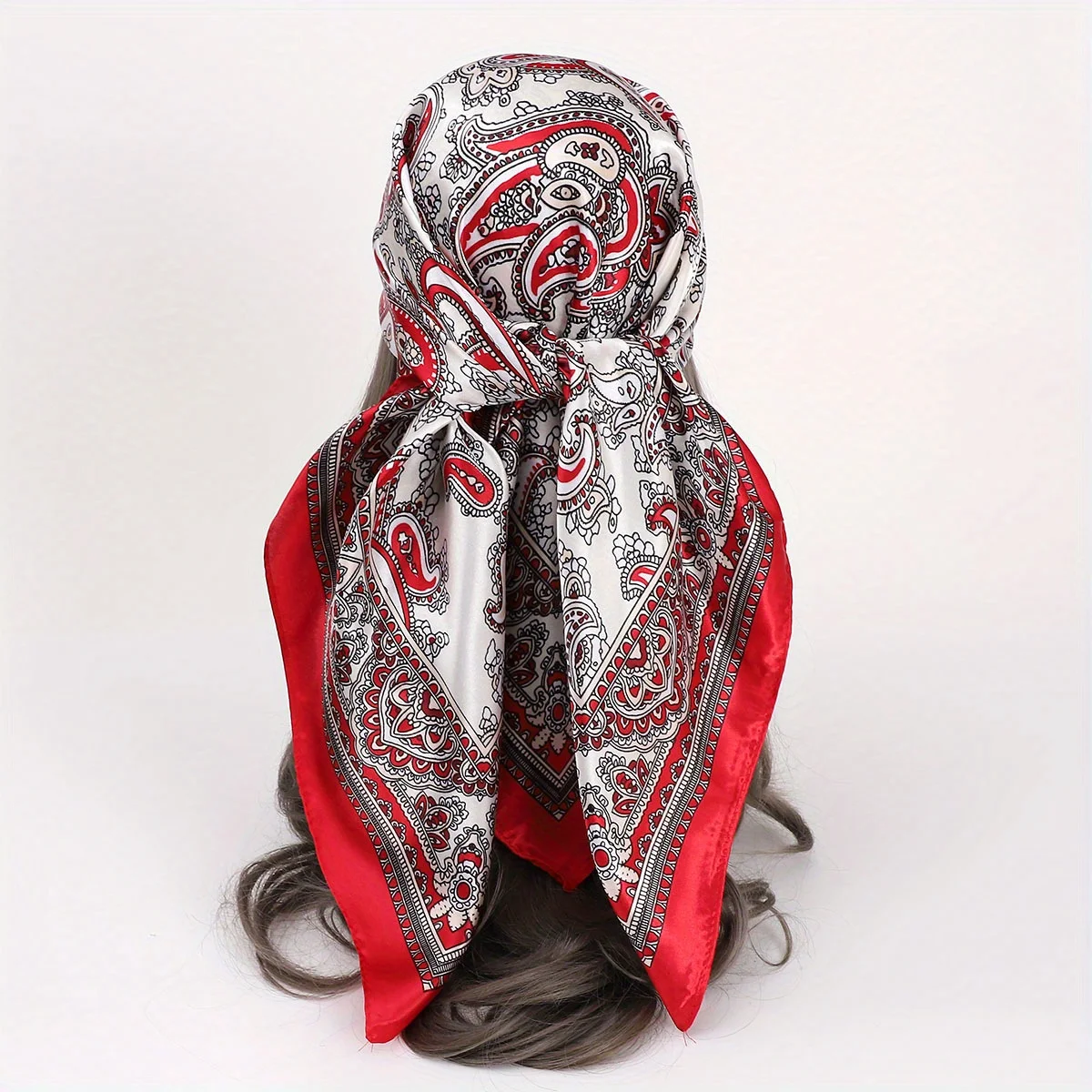 Classic Paisley Print Square Scarf Soft Satin Bandana Vintage Windproof Head Wrap Casual Shawl Imitation Silk Travel Beach Towel