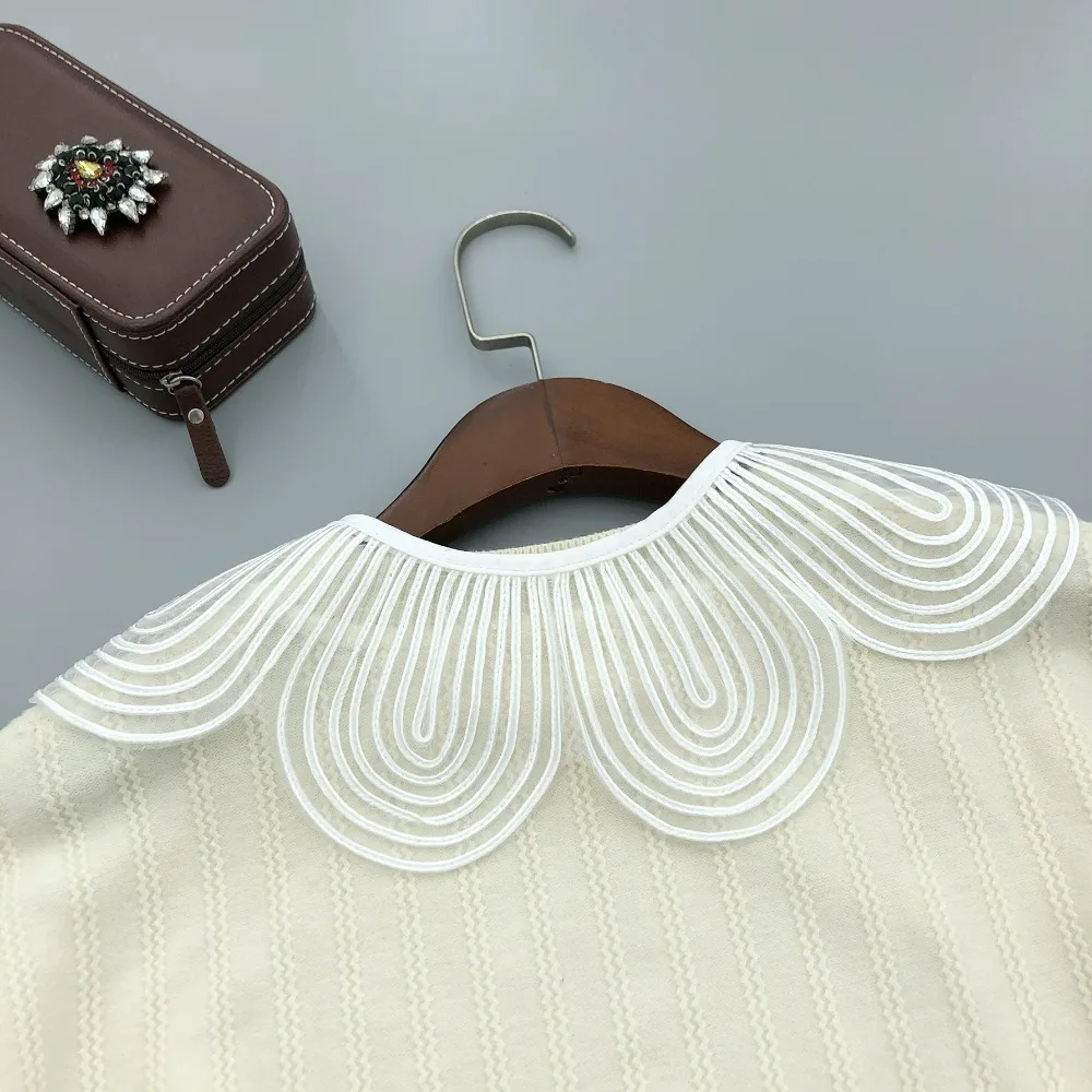 Elegant Pearl Button Detachable Fake Collar Solid Color Breathable False Collar Shawl Shoulder Wraps Lace Detachable Collar