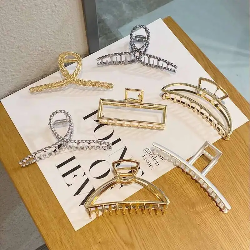 Simple Metal Hollow Out Geometric Claw Ladies Elegant Hair Accessories Cross Crab Bath Clip For Women Fashion Girl Headwear