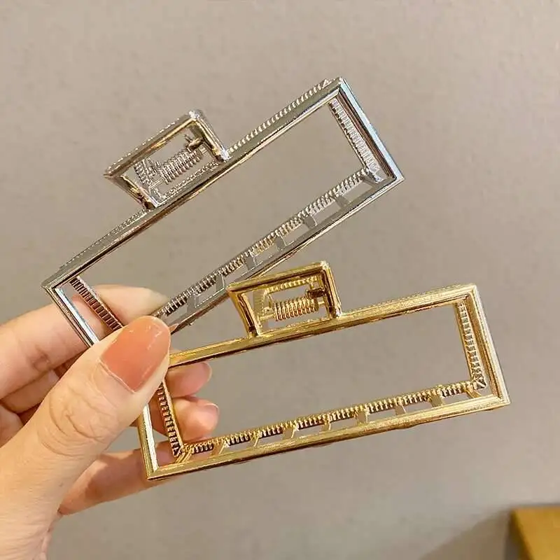 Simple Metal Hollow Out Geometric Claw Ladies Elegant Hair Accessories Cross Crab Bath Clip For Women Fashion Girl Headwear