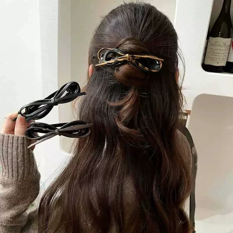 New Twisted Hair Clip PU Bow Barrettes Large Size Hair Clips Plastic Hairpin Sweet Daily Headwear Women Hair Accessories