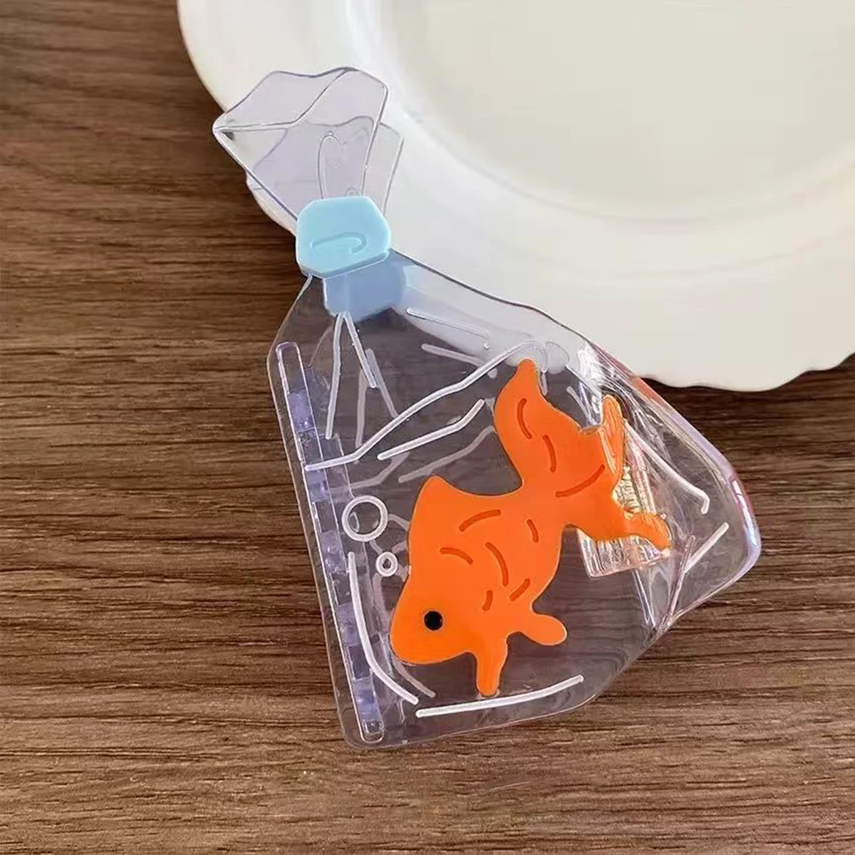 1pc Summer New Splicing Creative Personality Small Goldfish Acetate Hairpin Bag Design Shark Clip Hairpin Ponytail Hair Accessor