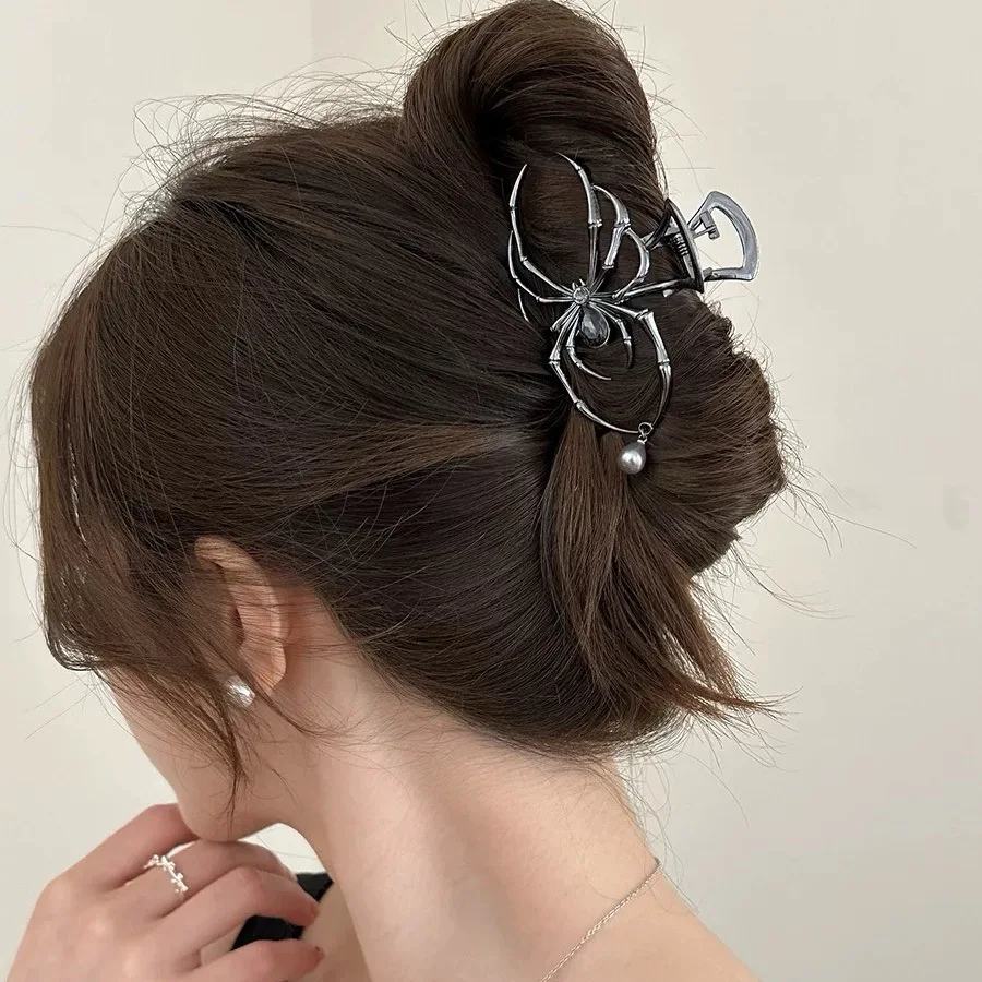 2025 Halloween Black Spider Hair Claw Clips with Pearl Charm Design,Metal Gothic Punk Hair Clips Strong Hold Hair Accessories