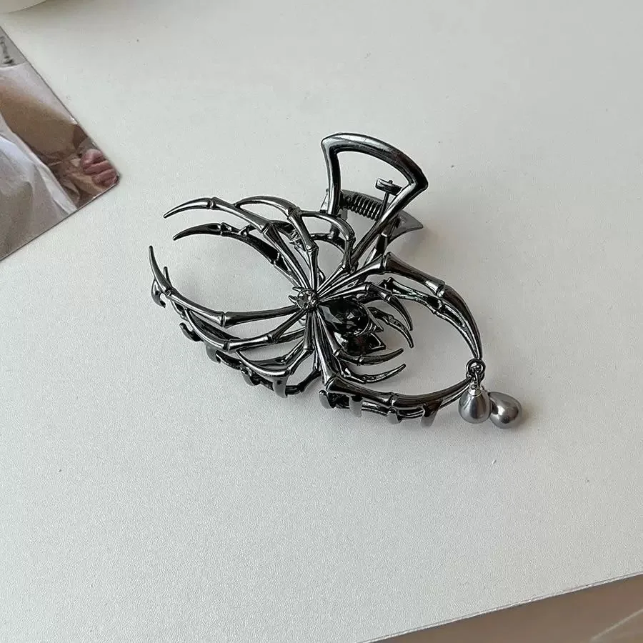 2025 Halloween Black Spider Hair Claw Clips with Pearl Charm Design,Metal Gothic Punk Hair Clips Strong Hold Hair Accessories