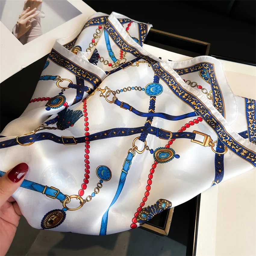 New Four Seasons Fashion Print Silk Square Scarf 70x70cm Fashionable Four Seasons Headband Luxury Sunscreen Shawl Bandannas