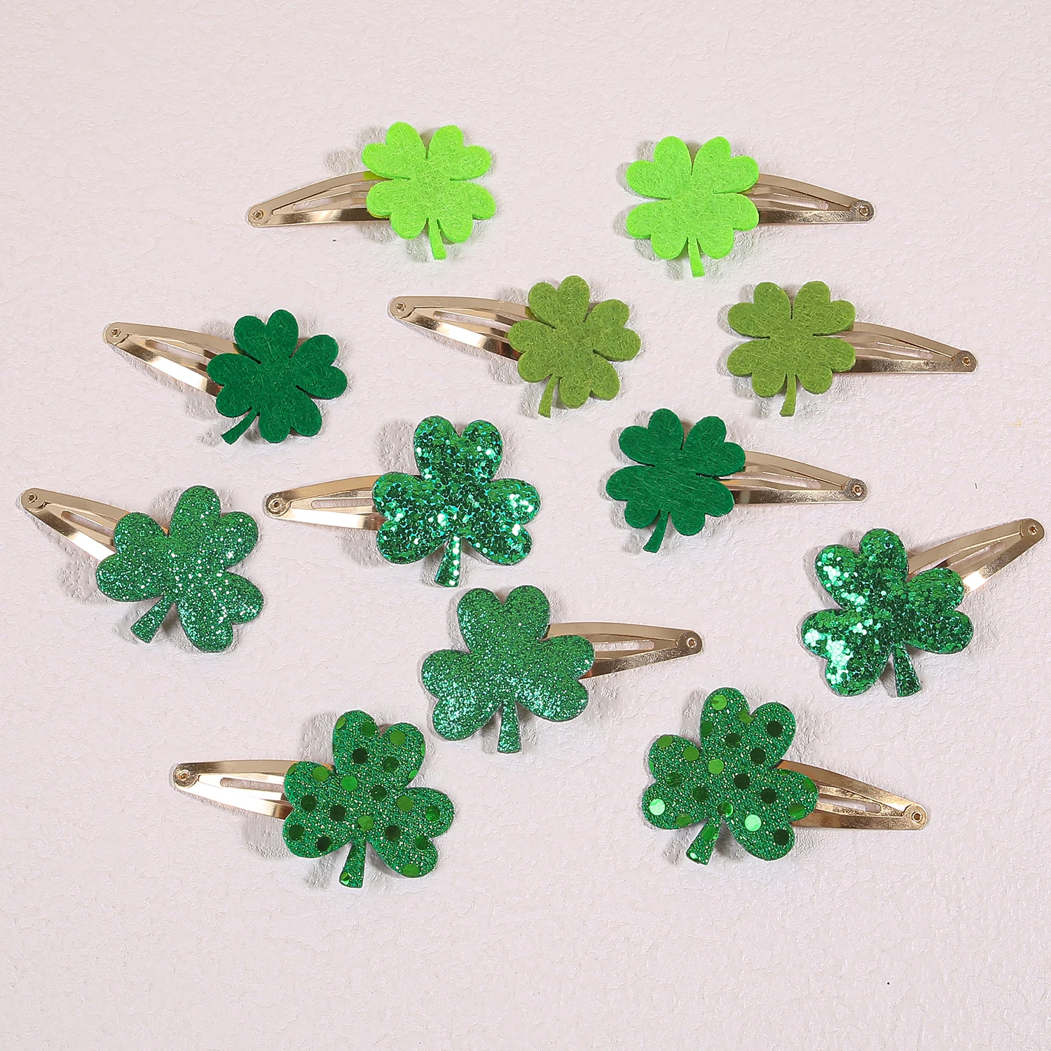 6pcs Sparkly Clover Hair Clips Girls ST'patrick's Day Hairpins Glitter Green Flower Hair Clips Children Kids Headwear