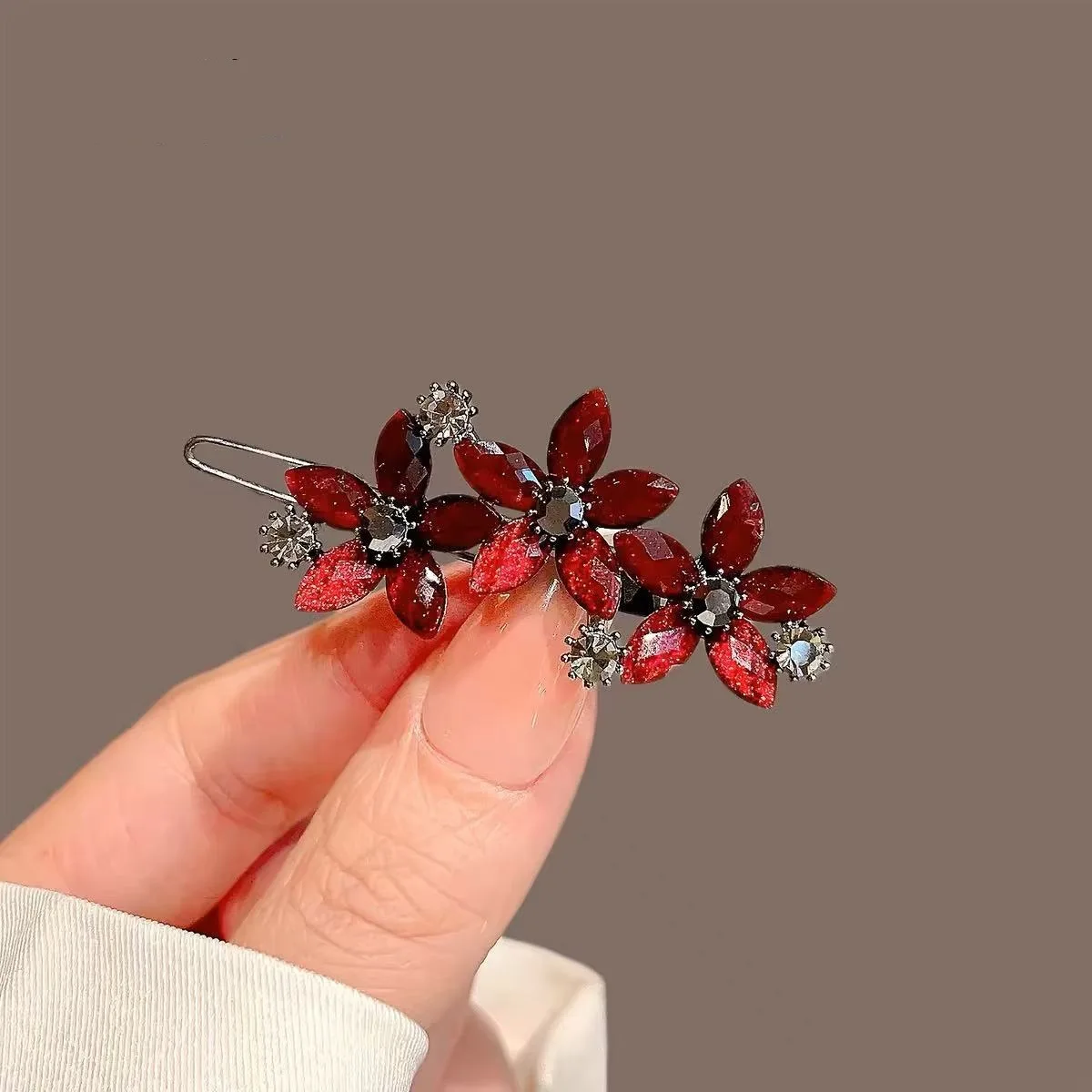 High-end New Year Red Hairpin for Women Rhinestones Glazed Flowers One-word Clip Metal Side Bangs Hair Clips