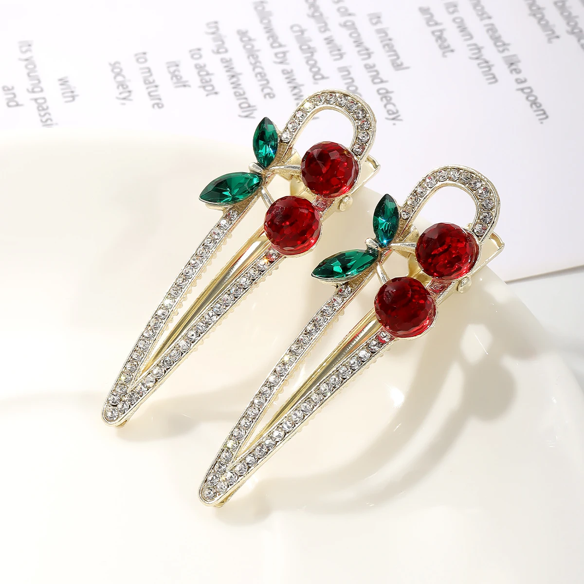 2pcs Fashionable, sweet and cute, pearl cherry hairpin, side clip, forehead bangs, broken hair, hairpin, hairpin headpiece