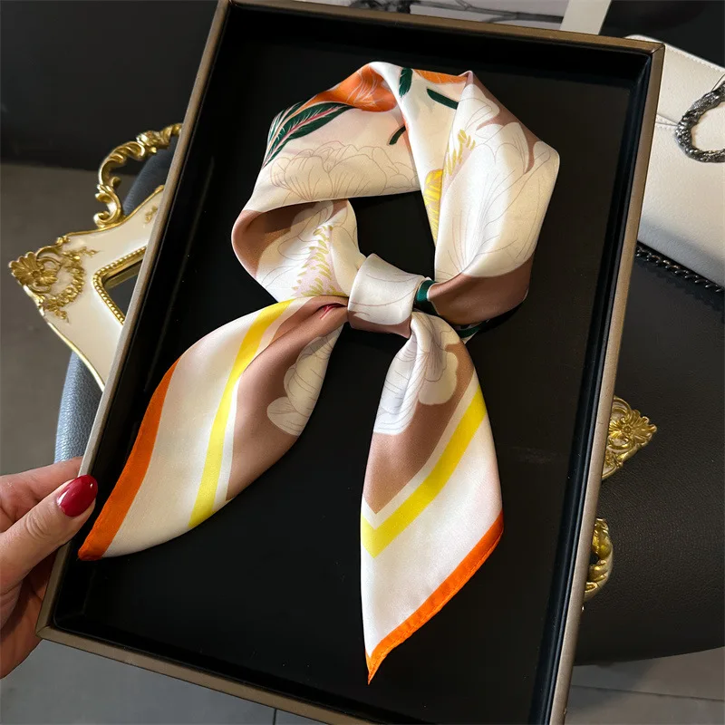 Scarf For Women Fashion Flower Print Neckerchief Luxury Bandanna Breathable Square Scarf Spring/Sunmmer Headband Hijab Scarves