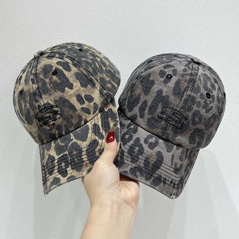 Retro old cross-stitch camouflage baseball cap for men and women matching face small new casual soft top Sun baseball cap