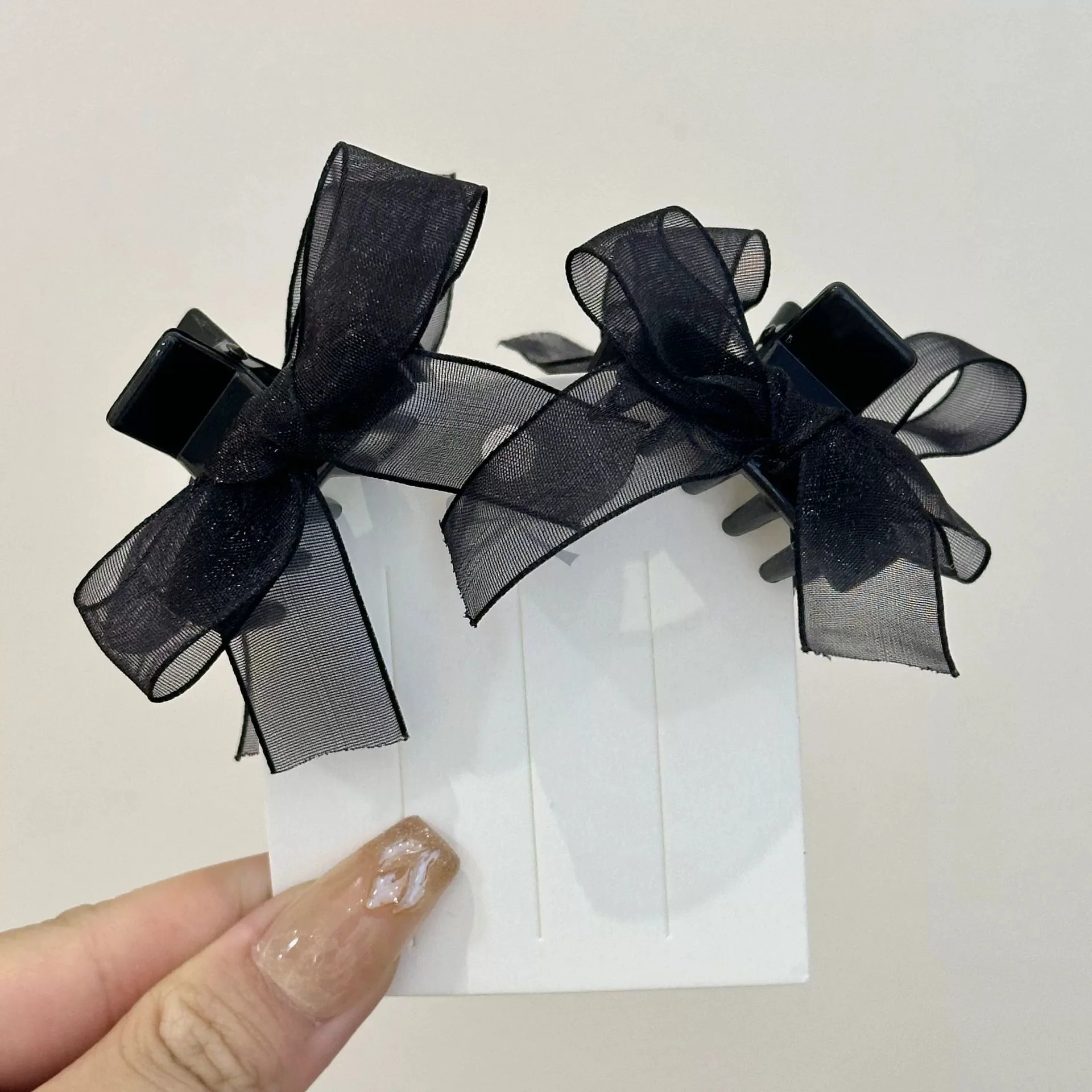 2Pcs Women Small Bow Hair Claw Clips Sweet Princess Headwear Fringe Hair Clips Barrettes for Girls Fashion Hair Accessories