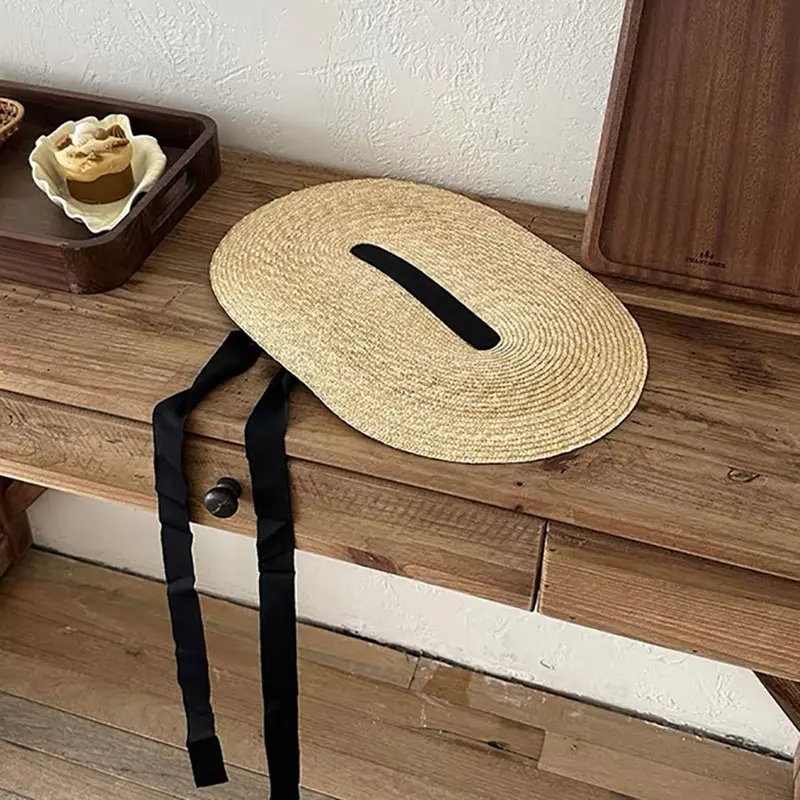 New One Piece French Elegant Strap Natural Straw Fadora Hat For Woman Summer Vintage Photo Runway Vacation Hat With Black Ribbon