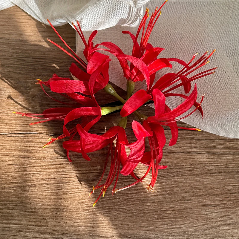 Super Delicate Flower Hair Clip Seaside Atmosphere Clip Photo Hair Accessories Duckbill Clip Lily Hairpins Side Clips