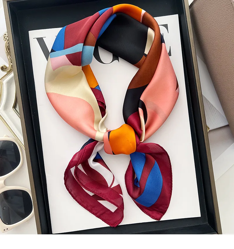 2025 Fashion Luxury Brand 70cm Silk Square Scarf Women Satin Shawl Wrap Hijab Echarpe Neck Tie Female Hair Bandana Headkerchief