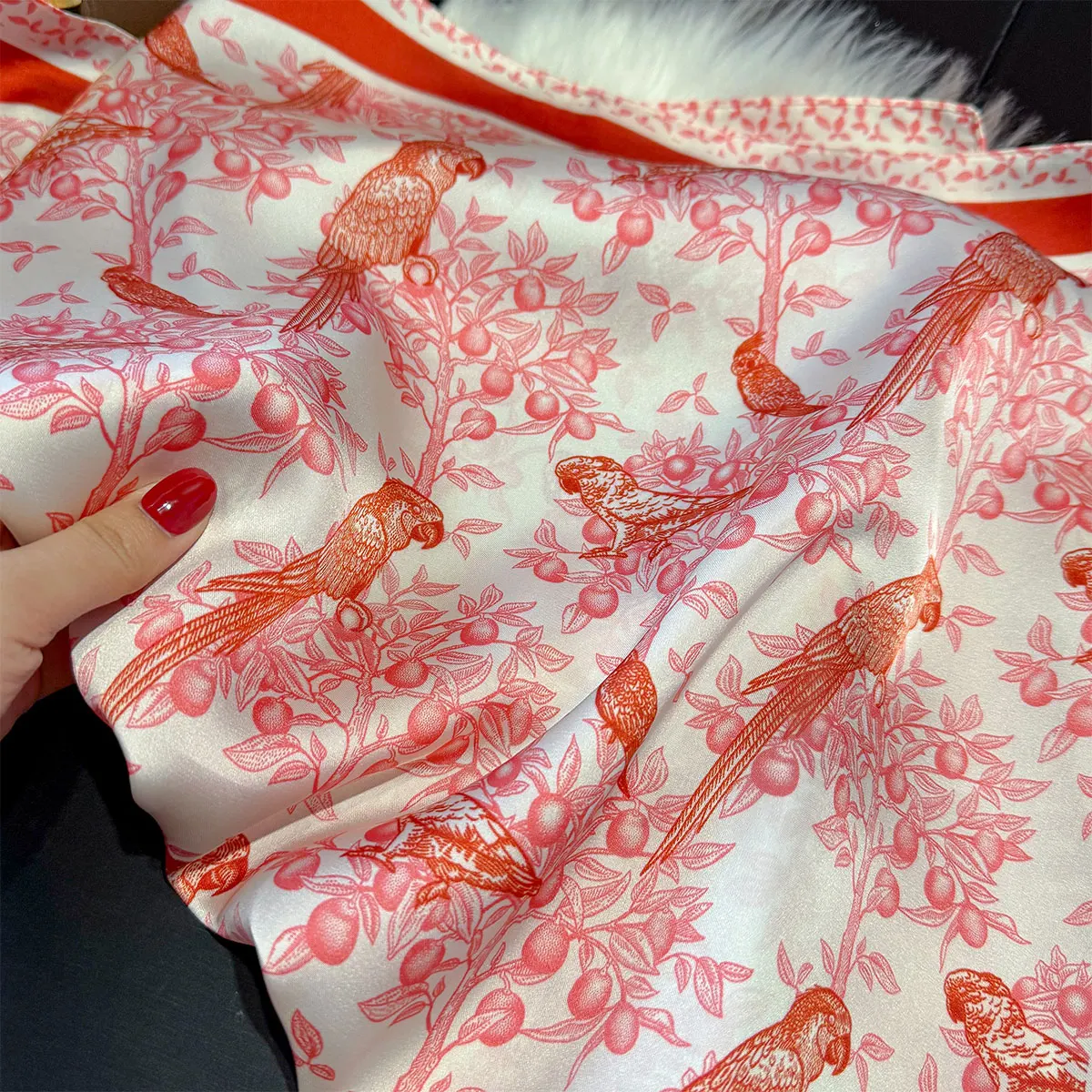 NEW Paisley Silk Square Scarf Women Satin Shawl Wrap Hijab Female Hair Band Wrist Luxury Headkerchief 70*70cm Echarpe Bandana