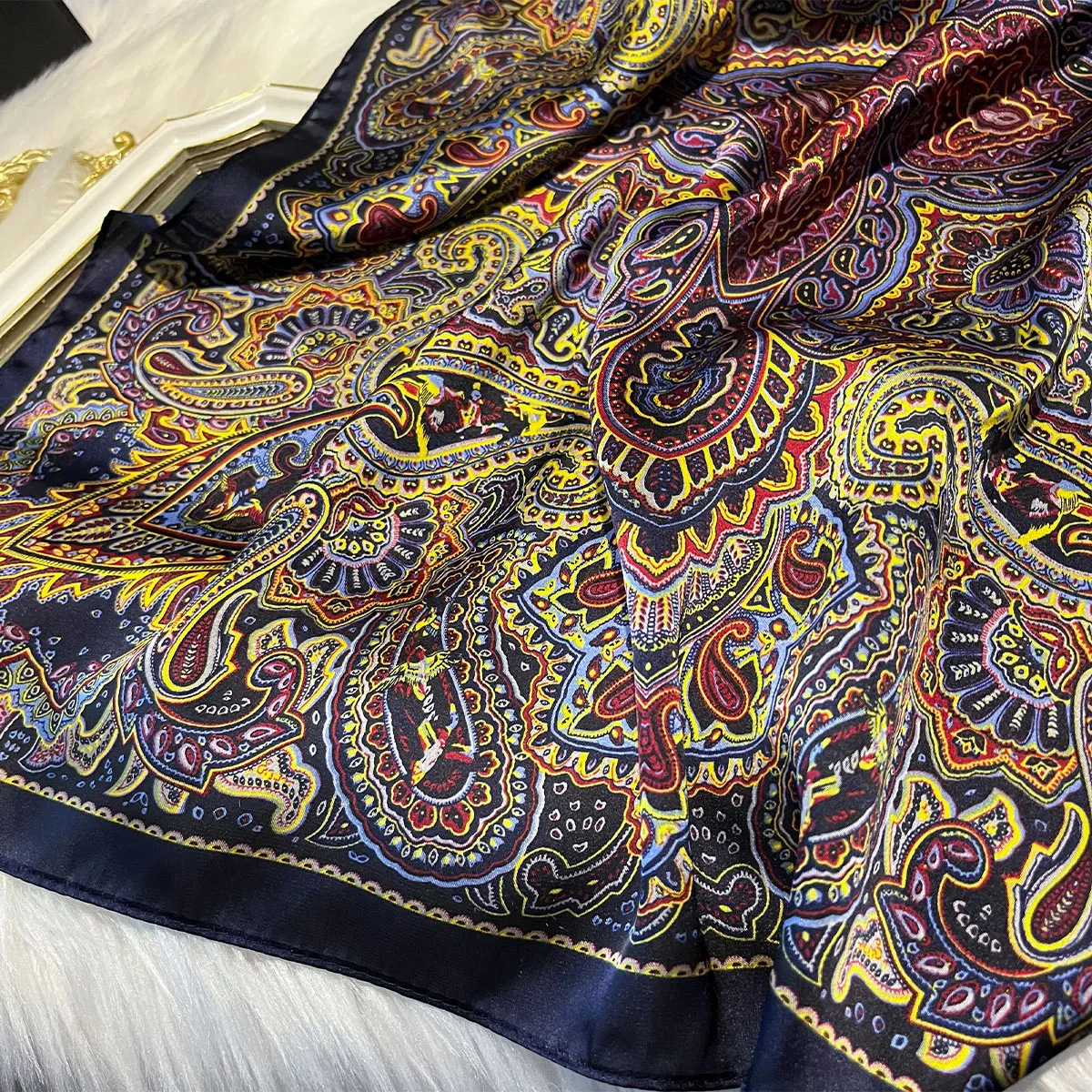 NEW Paisley Silk Square Scarf Women Satin Shawl Wrap Hijab Female Hair Band Wrist Luxury Headkerchief 70*70cm Echarpe Bandana