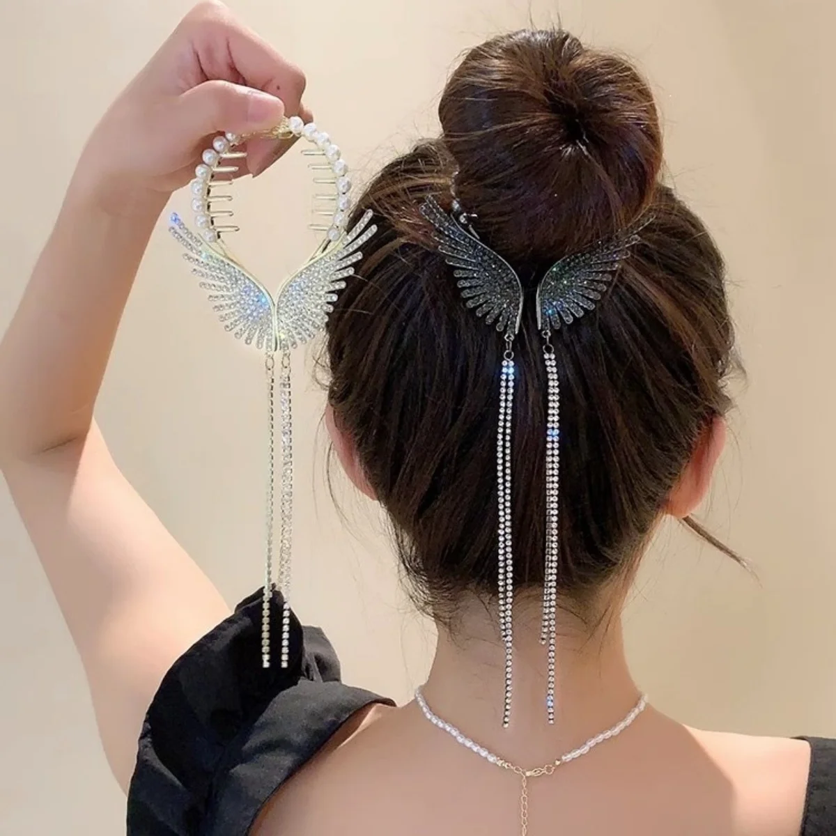 Women's Tassel Diamond Hair Clip Exquisite Glitter Maruko Headband Hair Claw Clip Elegant hair accessory For Girlfriend Wife
