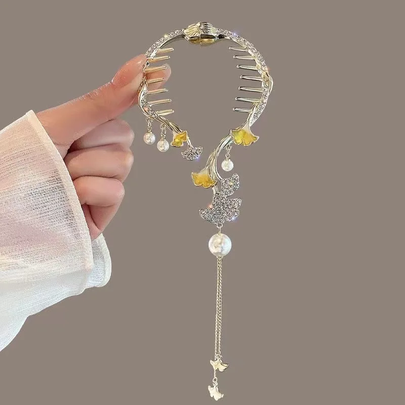 Women's Tassel Diamond Hair Clip Exquisite Glitter Maruko Headband Hair Claw Clip Elegant hair accessory For Girlfriend Wife