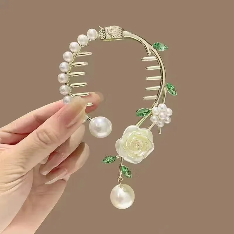 Women's Tassel Diamond Hair Clip Exquisite Glitter Maruko Headband Hair Claw Clip Elegant hair accessory For Girlfriend Wife