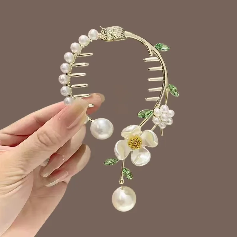 Women's Tassel Diamond Hair Clip Exquisite Glitter Maruko Headband Hair Claw Clip Elegant hair accessory For Girlfriend Wife