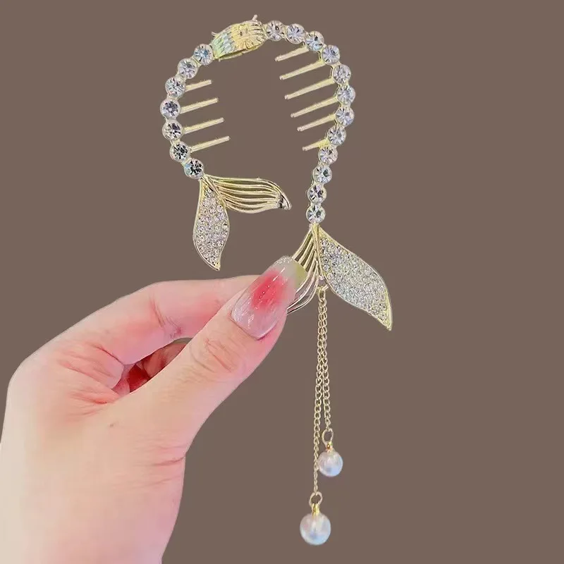 Women's Tassel Diamond Hair Clip Exquisite Glitter Maruko Headband Hair Claw Clip Elegant hair accessory For Girlfriend Wife