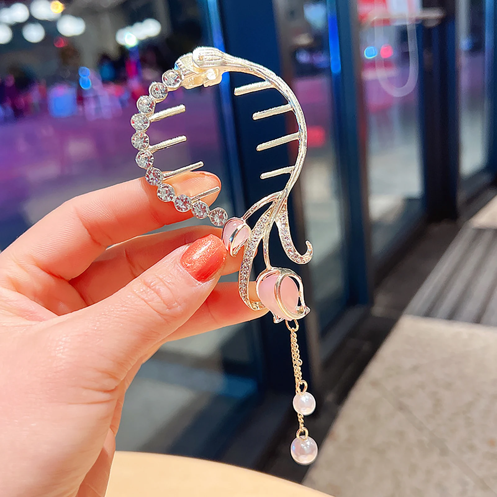 Women's Tassel Diamond Hair Clip Exquisite Glitter Maruko Headband Hair Claw Clip Elegant hair accessory For Girlfriend Wife