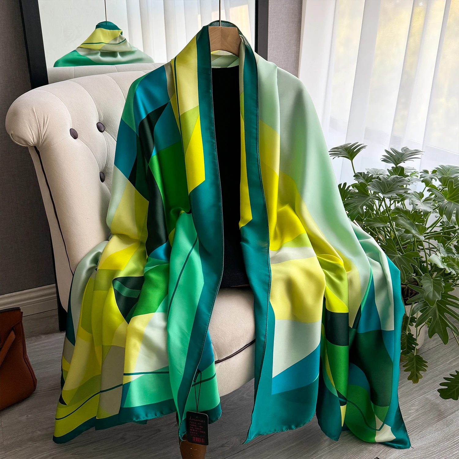 Luxury Brand Scarf Spring Summer Women Beach Sunscreen Fashion Party Shawl China Quality Silk Lady Popular Print Scarves Hijab