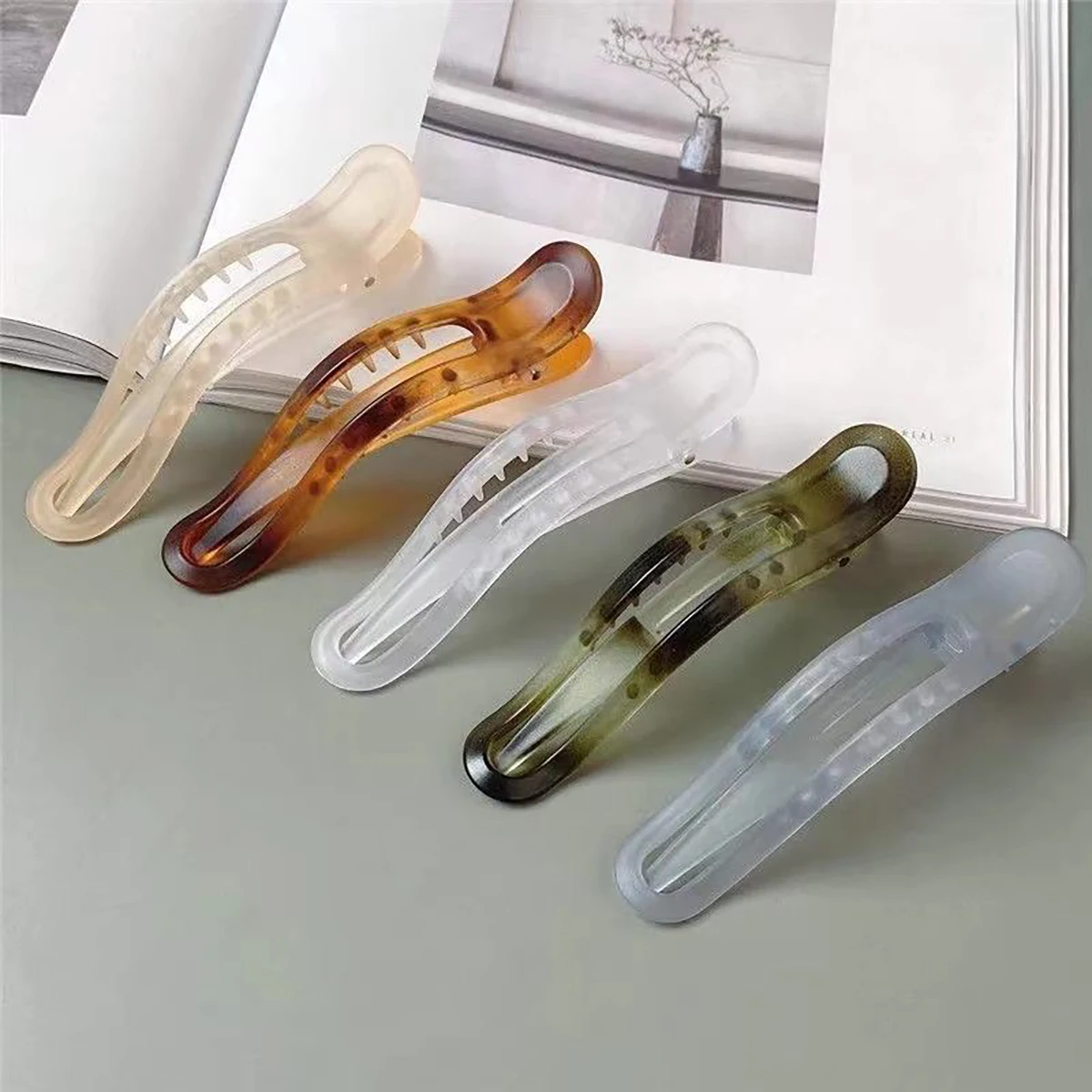 New Acrylic Matte Duckbill Hair Claws Barrettes Bow Solid Color Hair Clips Hair Accessories For Women Hairpin Ponytail Headwear