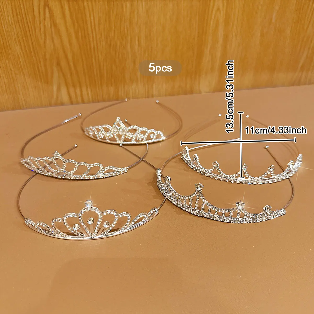 5 fashionable crown headbands with sweet and stylish hair clips suitable for daily use as hair accessories