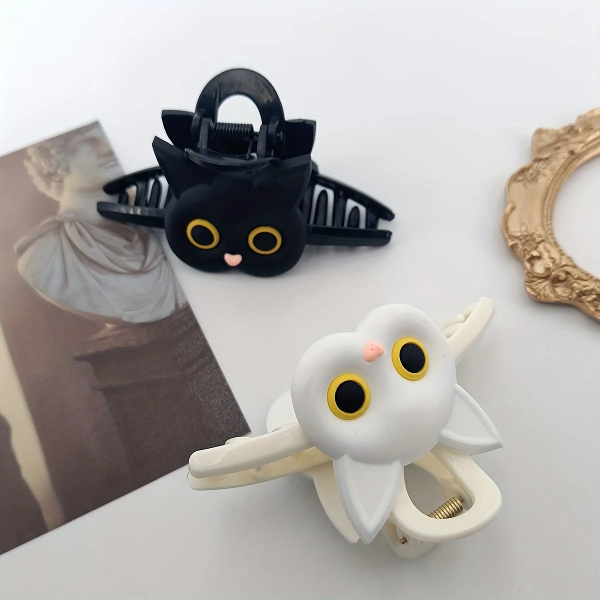 1pc Large Solid Color Hair Clip - Cute Cat - Shaped Plastic Claws, Fashionable Animal - Themed Hair Accessories