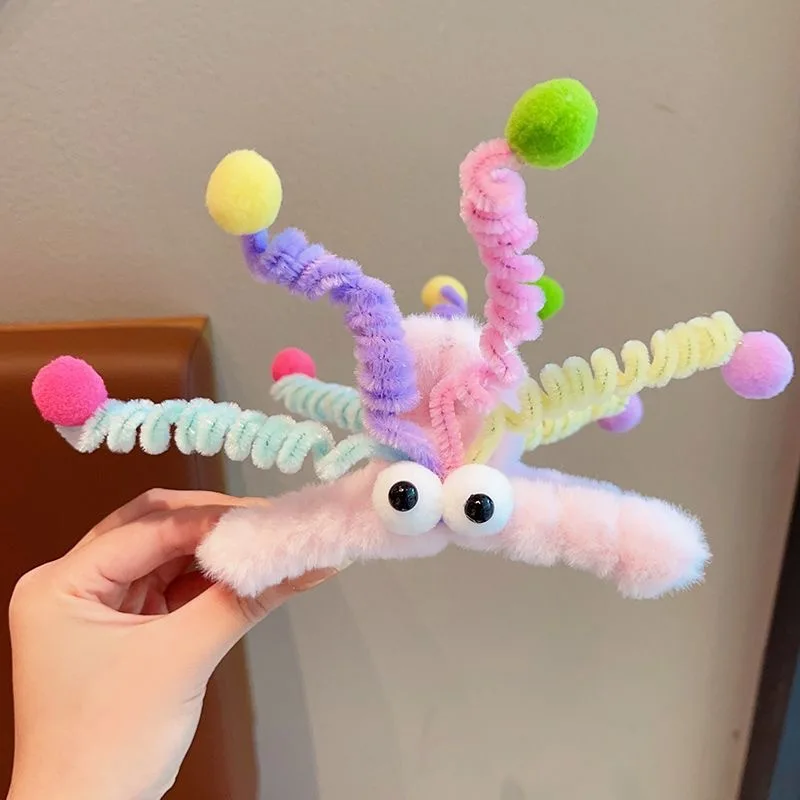 1pc New Plush Hair Clip for Women; Fun and Whimsical Shark Clip; Cute Hairpin for the Back of the Head; Hair Clip for Updo