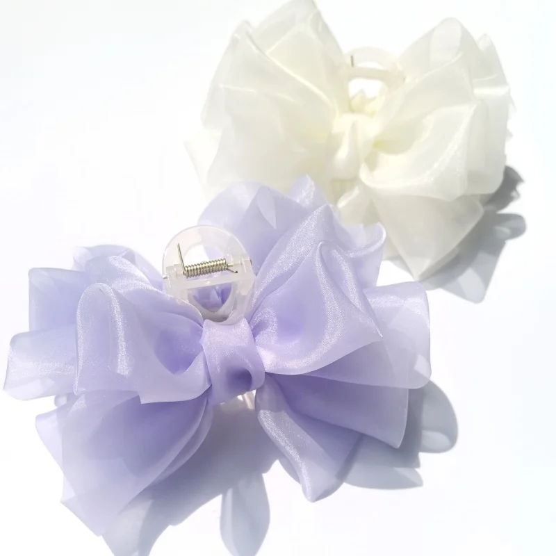 Large Butterfly Bow Hair Claw Chic Hair Accessory for High-end Style Spring/Summer Organza Claw Clip Stunning Shark Claw