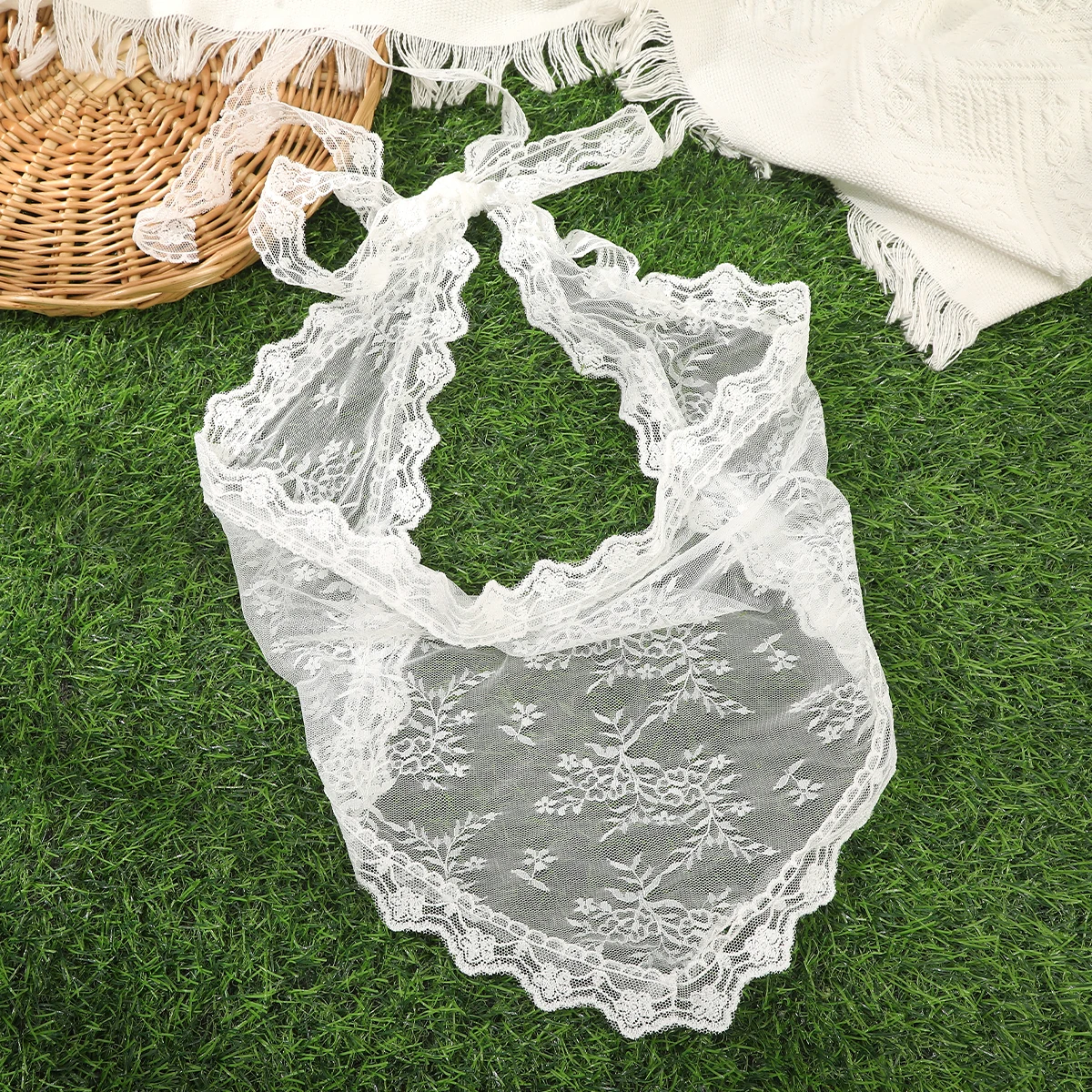 AWAYTR Summer White Woven Floral Lace Hair Scarf Wraps Women Retro Triangle Headscarf Hat Travel Photo Headband Hair Accessories