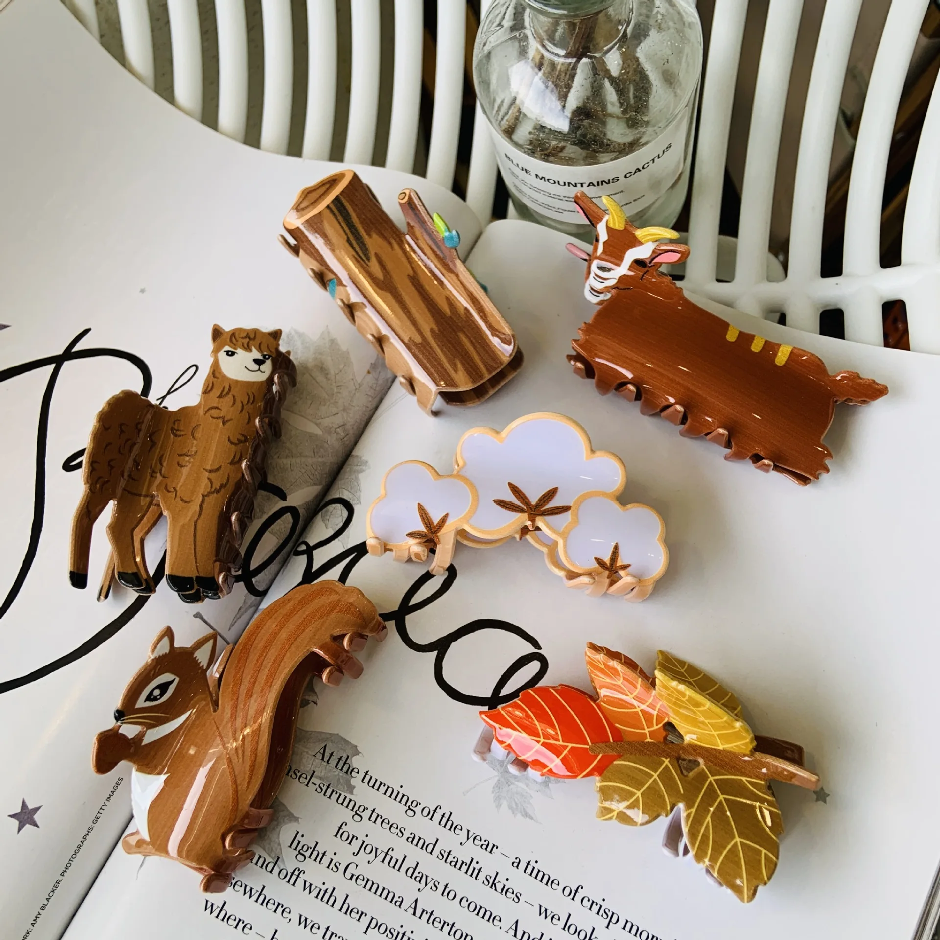 Brand New maple leaf acrylic farm hairpin squirrel hairpin grab clip alpaca hairpin back head tree animal shark clip 2025