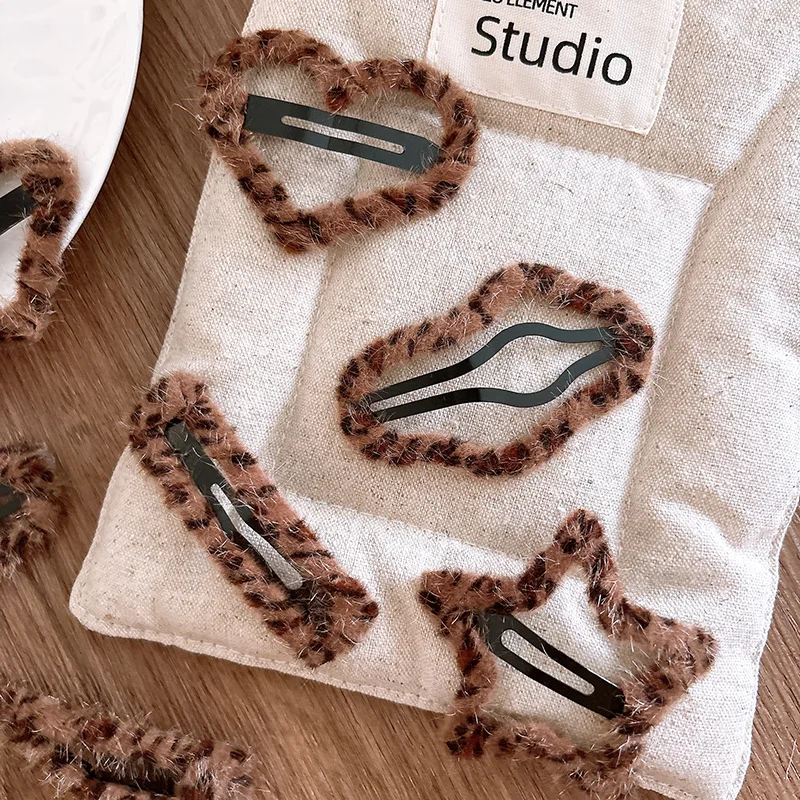 Korean Leopard Print BB Hair Clips with Hollow-out Design Fluffy Hairpins for Girls Cute Baby Hair Accessories