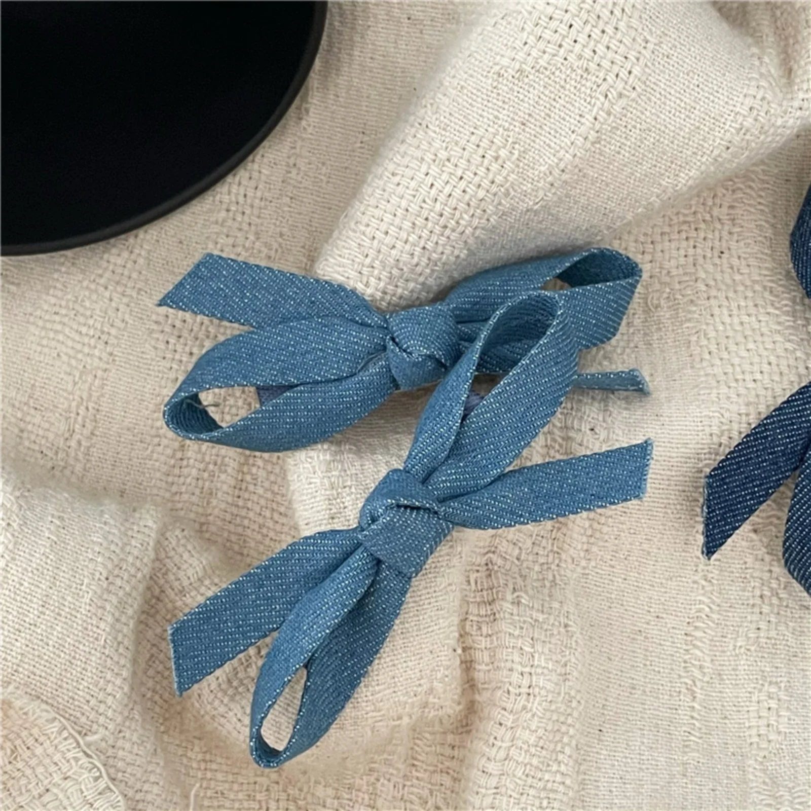 2PCS Cowboy Blue Fabric Bow Hair Clips Pair Clips Premium Feeling Side Broken Hair Bangs Clips Duckbill Clips