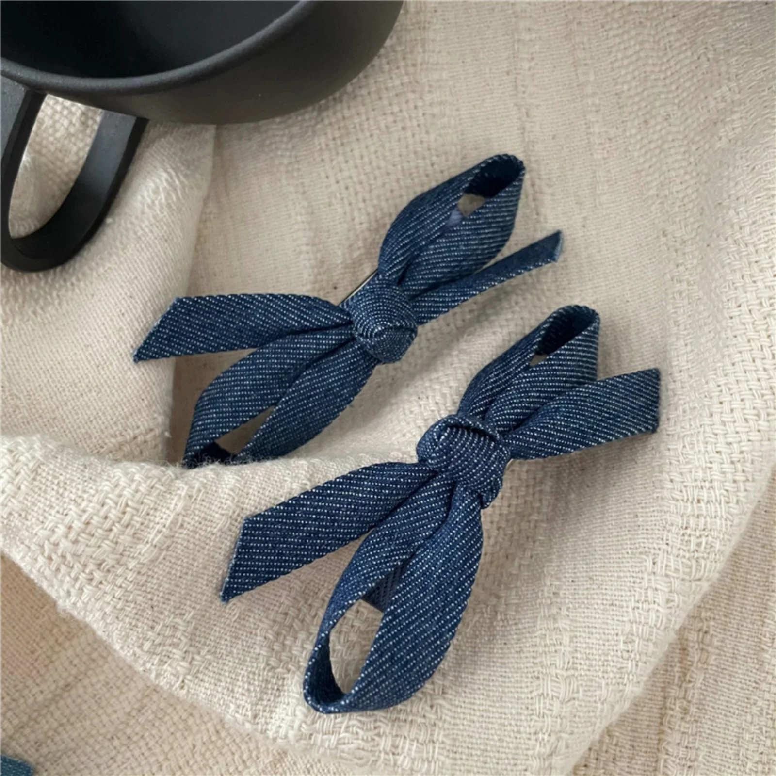 2PCS Cowboy Blue Fabric Bow Hair Clips Pair Clips Premium Feeling Side Broken Hair Bangs Clips Duckbill Clips