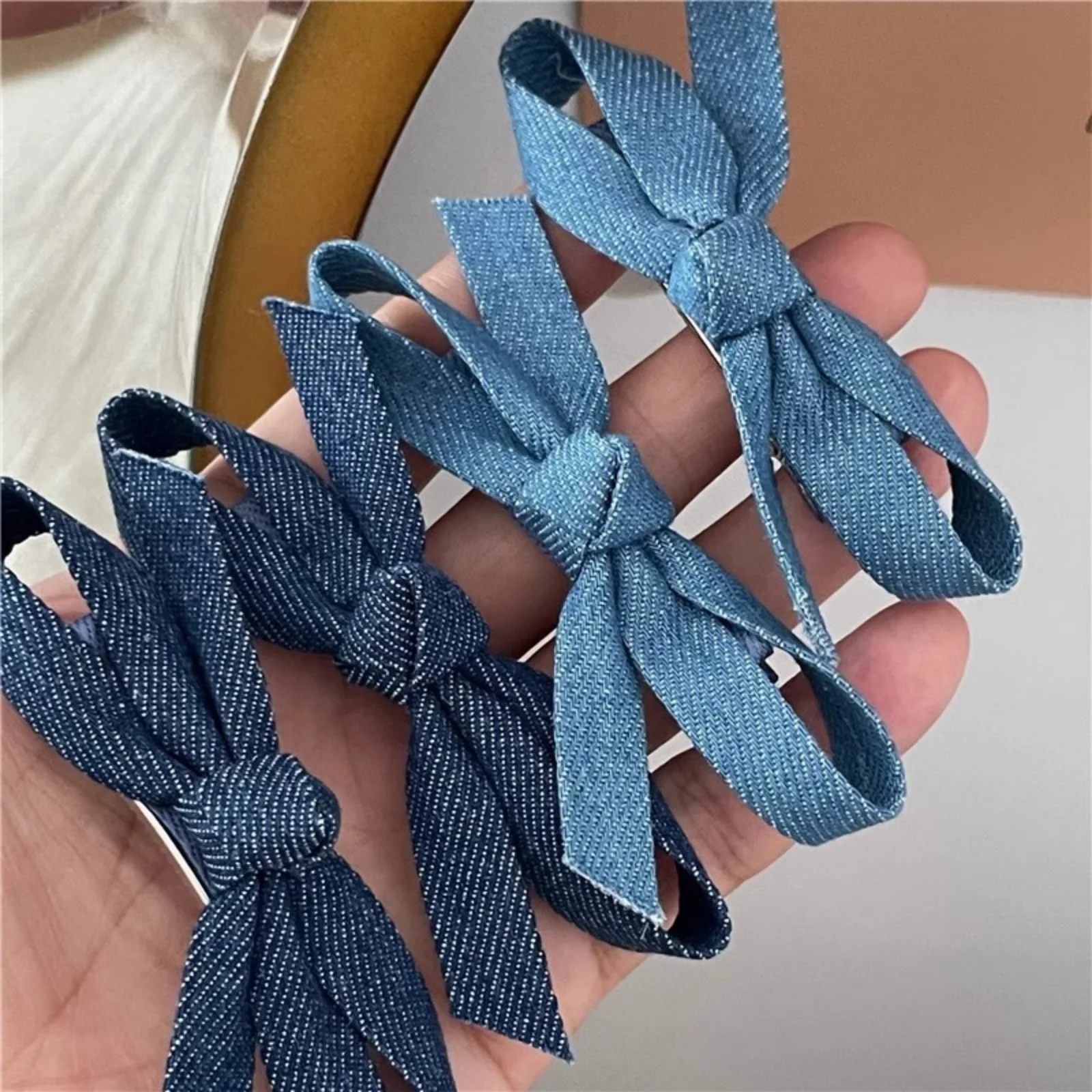 2PCS Cowboy Blue Fabric Bow Hair Clips Pair Clips Premium Feeling Side Broken Hair Bangs Clips Duckbill Clips