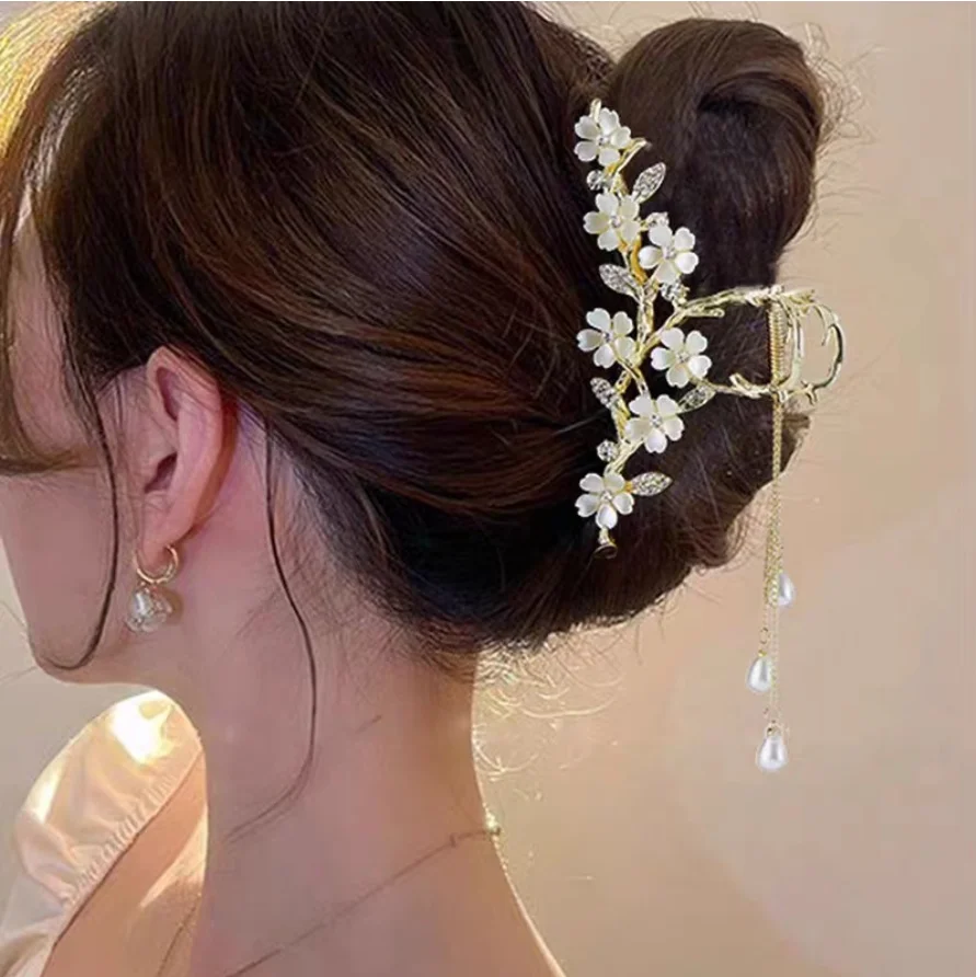 Luxury Black Metal Flower Hair Claw Clips Ponytail Grab Hair Clips For Woman Hairpins Girl Hair Accessories Headdress