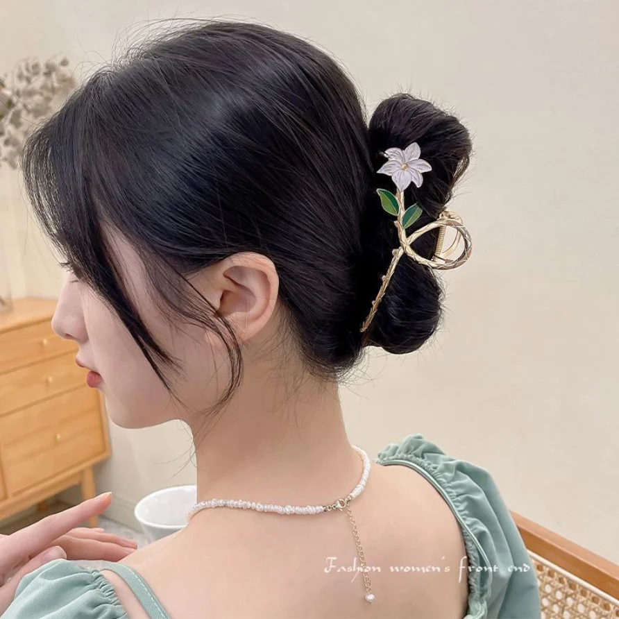 Luxury Black Metal Flower Hair Claw Clips Ponytail Grab Hair Clips For Woman Hairpins Girl Hair Accessories Headdress