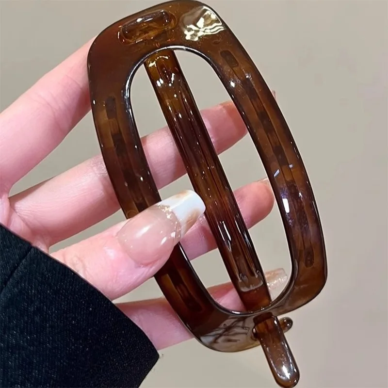 12CM Fashion Oval Hair Claw Clip for Women New Design Leopard Curved Flat Styling Barrettes Acrylic Lying Down Hair Accessories