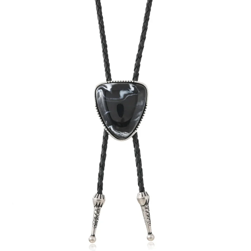 Fashion Leather Bolo Tie for Men Western Cowboy Style Triangle Necktie Collar Sweater Chain Fashion Jewelry Accessories Gifts