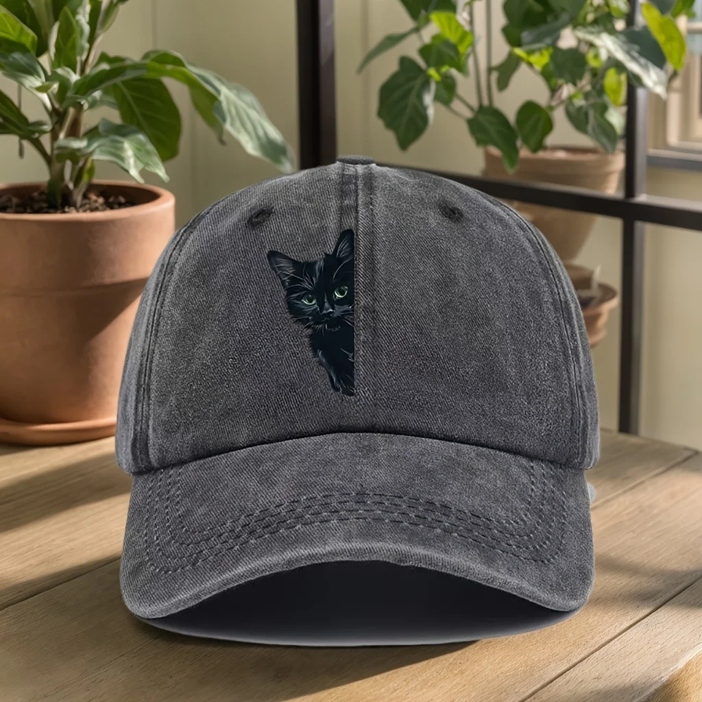 Retro Fun Little Black Cat Printed Baseball Cap for Both Men and Women Sun Protection and Shading Duckbill Cap for Outdoor Use