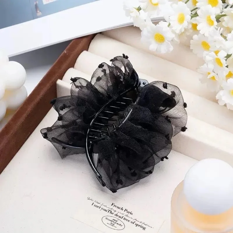 1pc crumpled style versatile netting design, simple and elegant, fashionable and versatile bun grab clip.