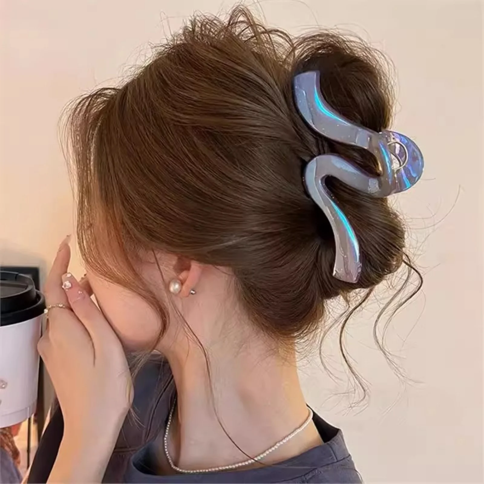 1pc New High-End Pearl Wave Clip, Shark Clip, Large Hair Clip, Back of Head Clip, Hair Accessory